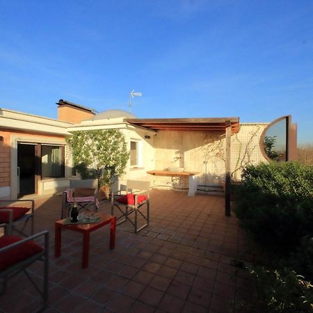 Beautiful Loft In Ponte Milvio With Terrace Apartment Rome Exterior photo